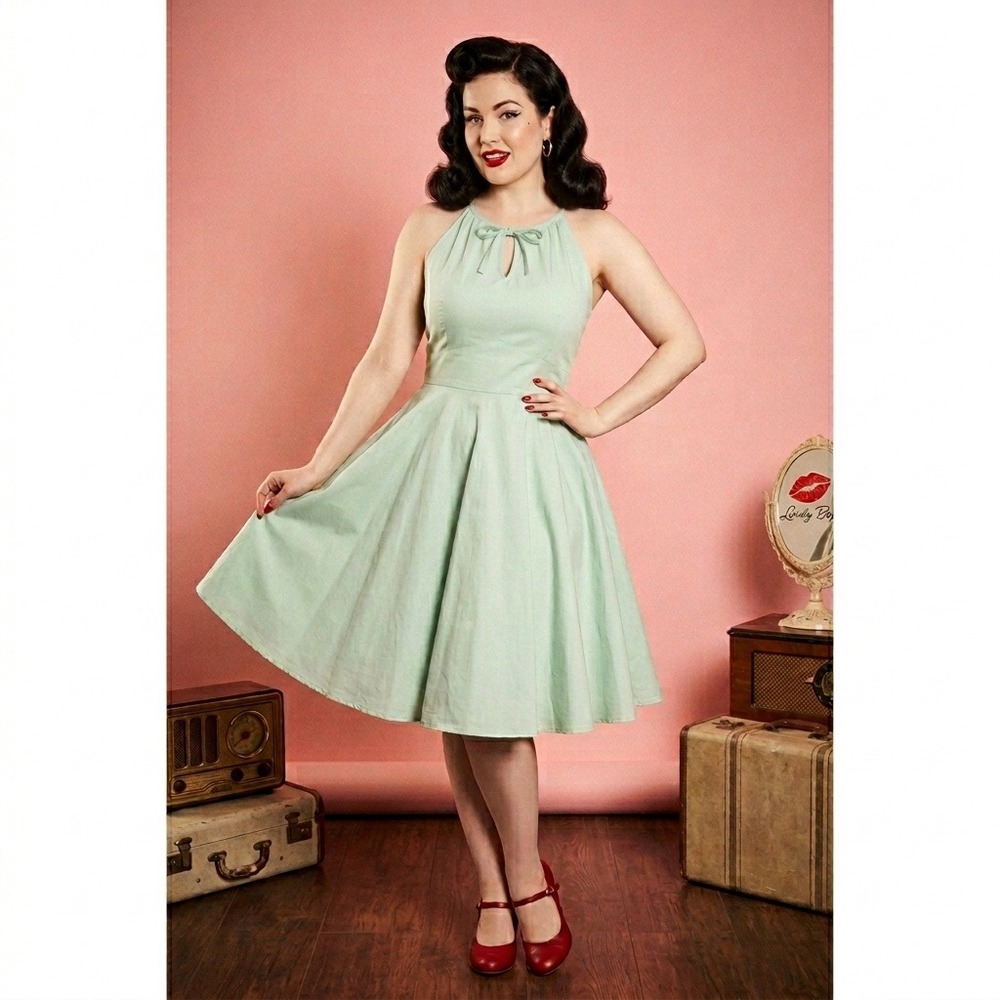 NWT Lindy Bop Julianna Pastel Green Swing Dress Halter Neck Keyhole US 14 Pin-Up